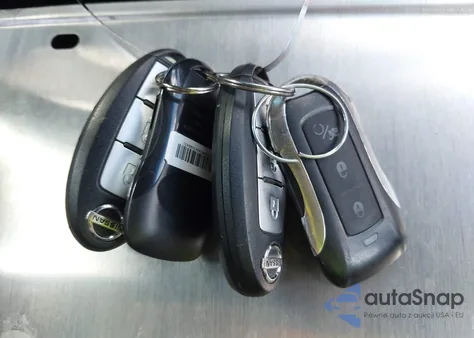 2014 Nissan Pathfinder S z USA, uszkodzony, nr VIN 5N1AR2MN2EC684188